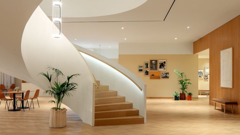 Staybridge Suites Dubai Internet City Lobby
