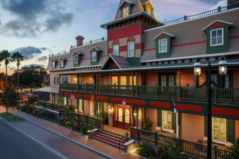 Renaissance Historic Downtown Hotel