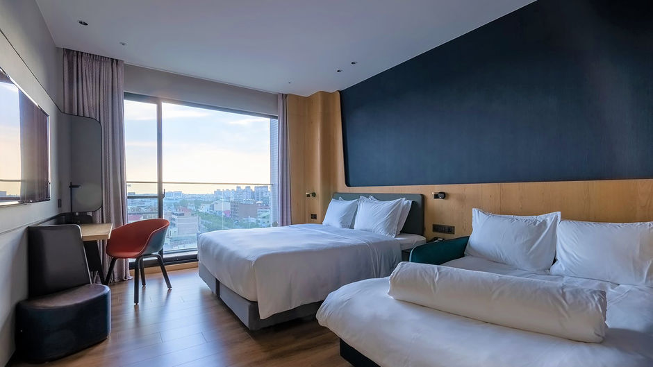 Holiday Inn Express Chiayi Room