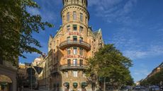 Crystal Plaza Hotel