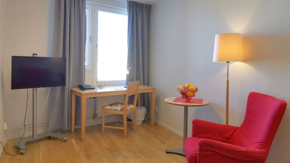 2Home Hotel Apartments Room
