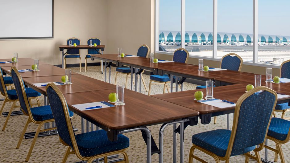 Dubai International Hotel Meeting