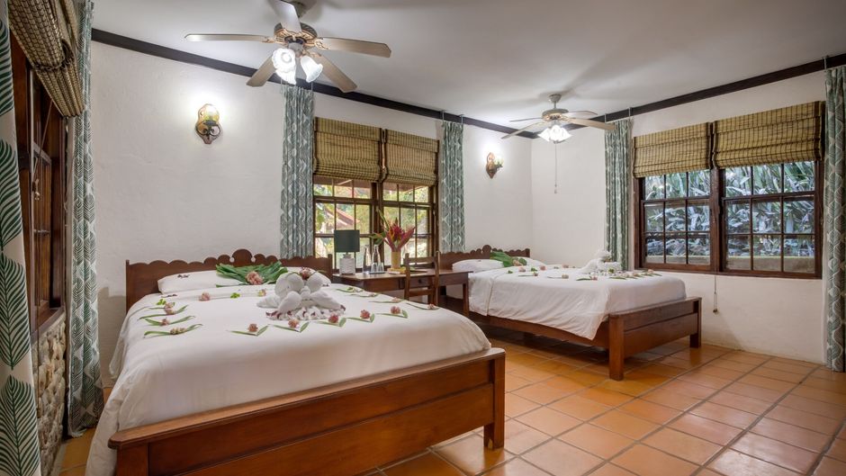 Sweet Songs Jungle Lodge Room