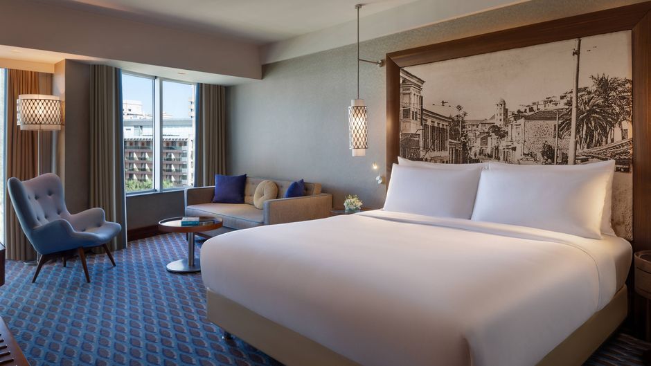 Renaissance Izmir Hotel Room