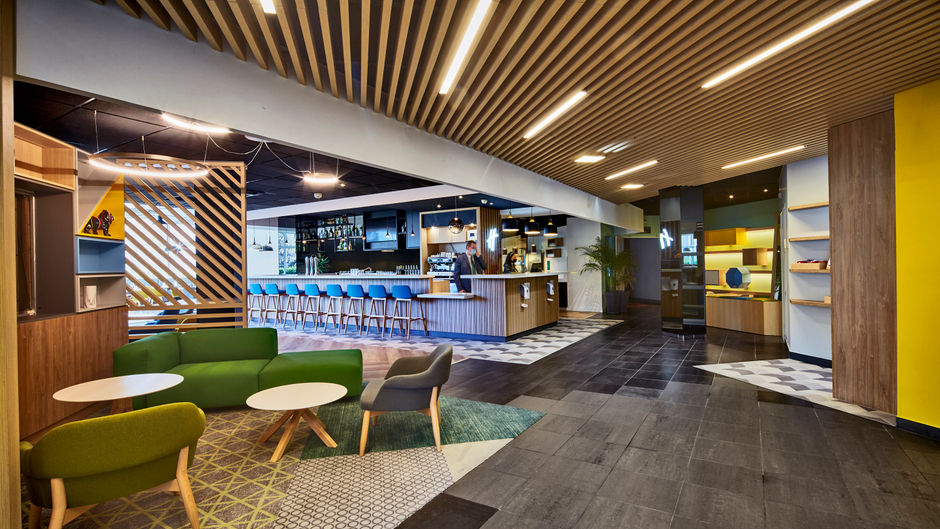 Holiday Inn Clermont-Ferrand Centre Lobby