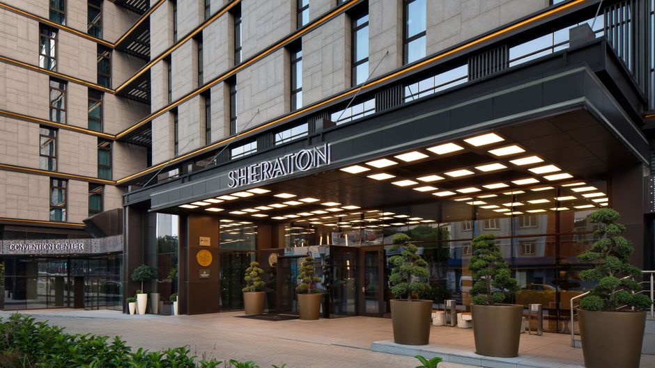 Sheraton Istanbul City Center Exterior
