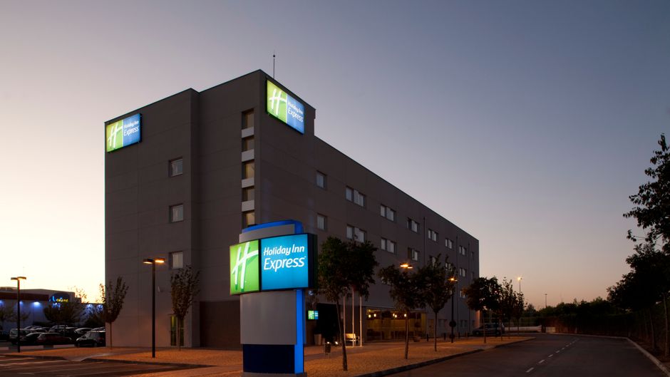 Holiday Inn Express Madrid-Getafe Exterior