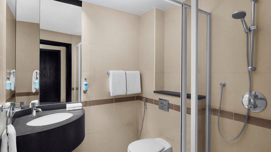 Holiday Inn Express Dubai/Jumeirah Room