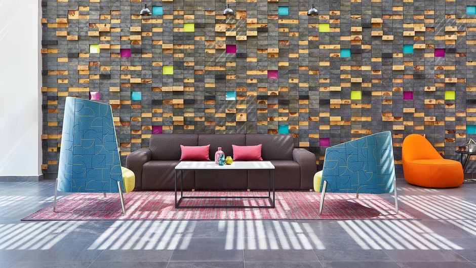 Aloft Queretaro Lobby