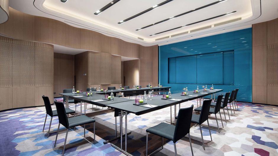 W Chengdu Meeting