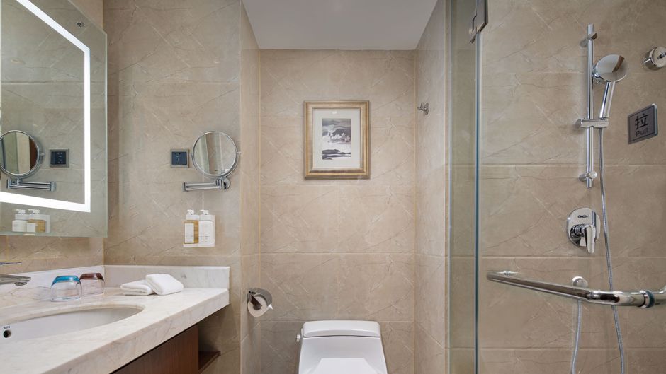 Holiday Inn Century City-WestTower Room