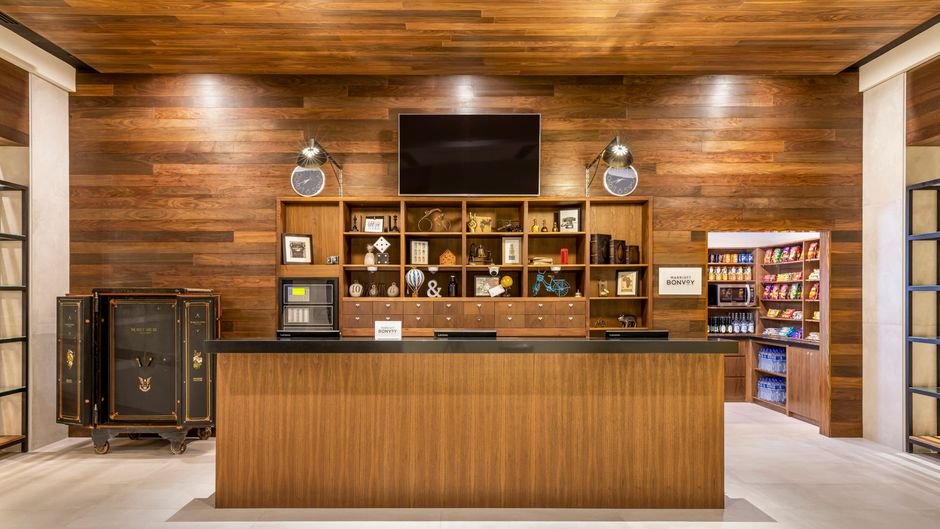 Four Points Sheraton Monterrey Airport Lobby