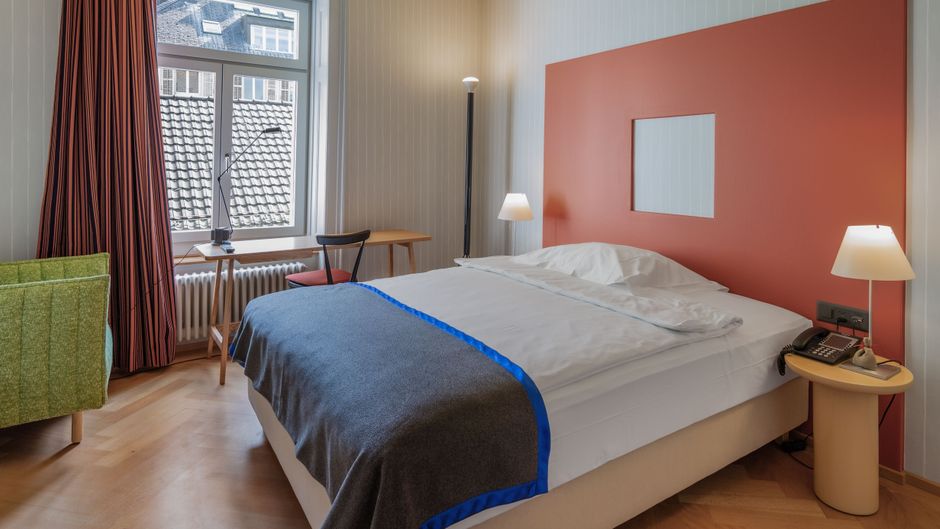 Klarer Hotel Room