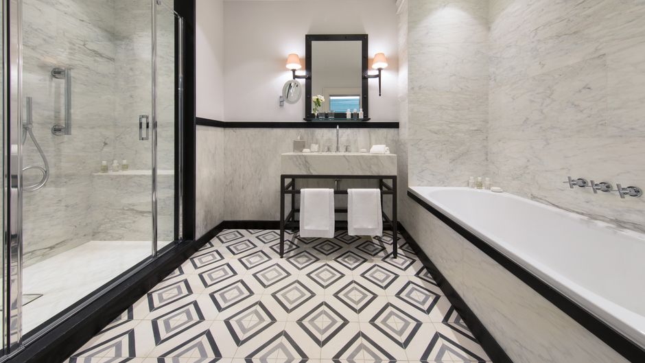 Hotel de La Ville Room