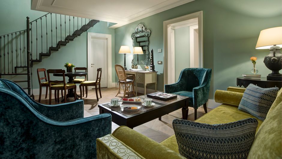Hotel de La Ville Room
