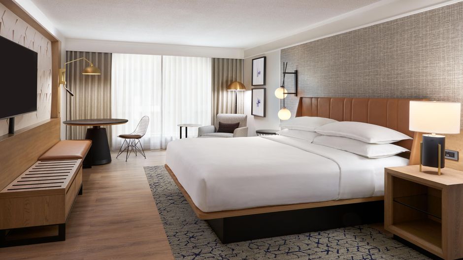 Sheraton Gateway Hotel Toronto Airport Room