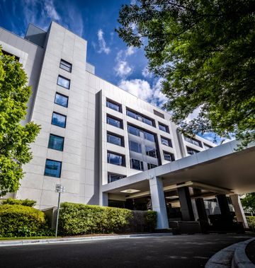 Crowne Plaza Canberra
