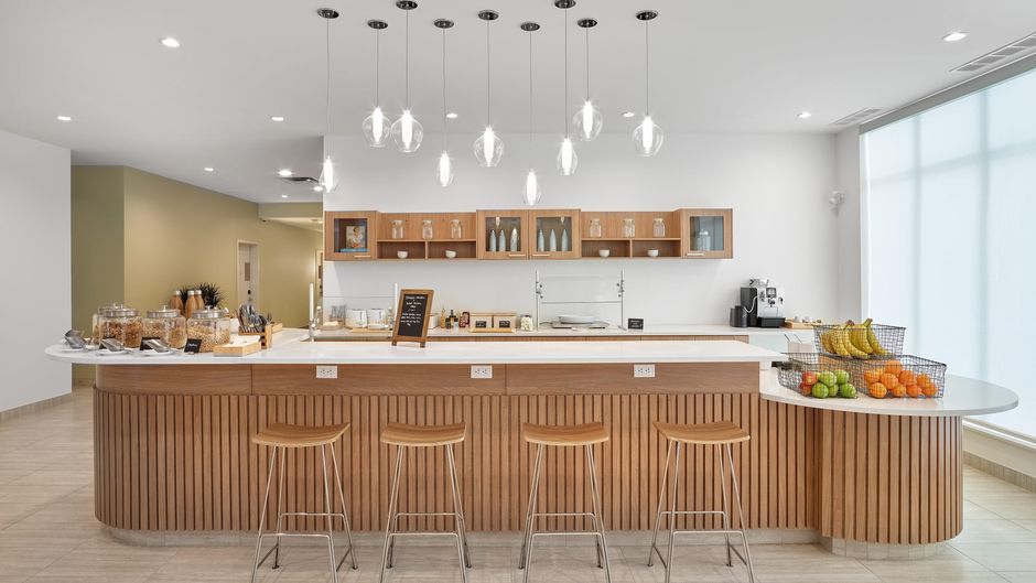 Element Edmonton West Restaurant
