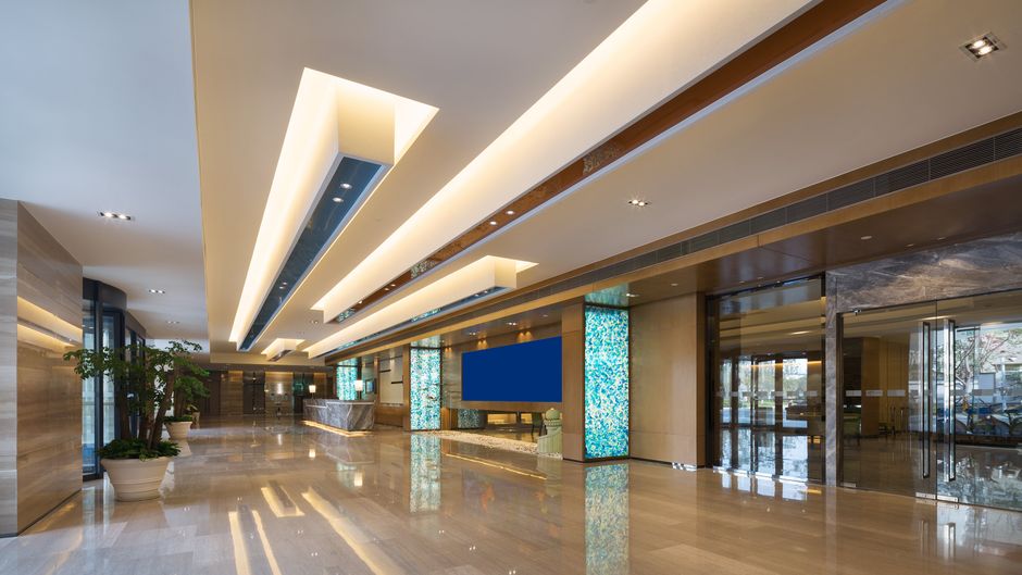 Holiday Inn Express Shanghai New Jinqiao Exterior
