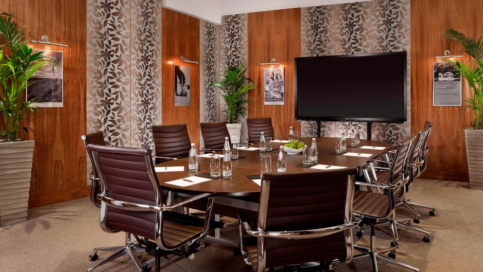 Park Tower Knightsbridge, Luxury Coll Meeting
