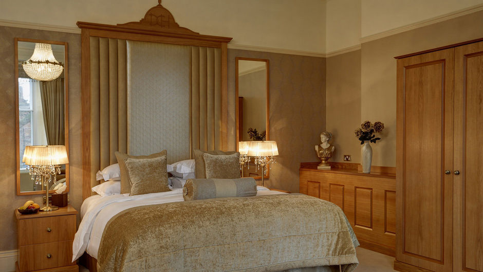Dean Court Hotel Suite