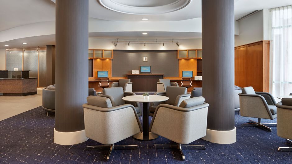Courtyard Toronto Mississauga/Meadowvale Lobby