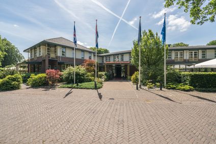 Parkhotel Tjaarda