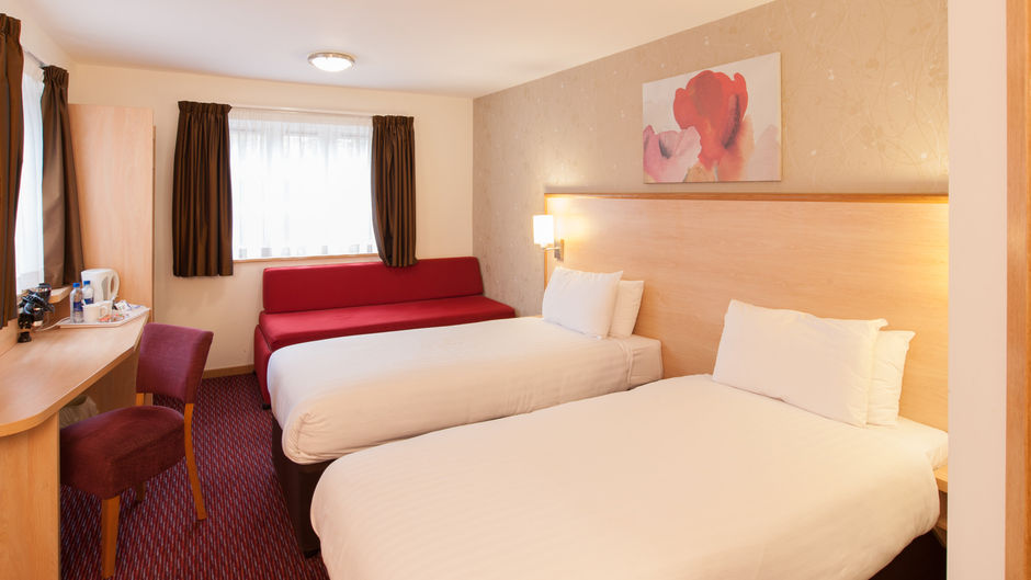 Meadow Farm Marstons Inns Room