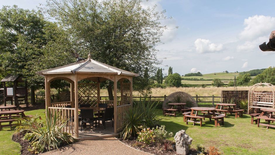 Meadow Farm Marstons Inns Exterior