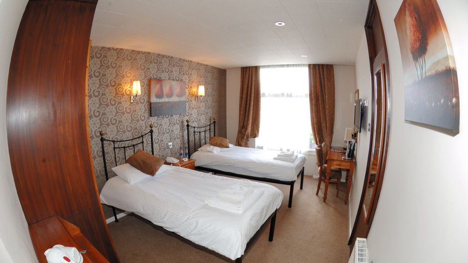 White Hart Marstons Inns Room
