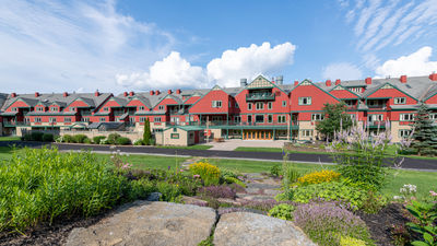 Grand Summit Resort
