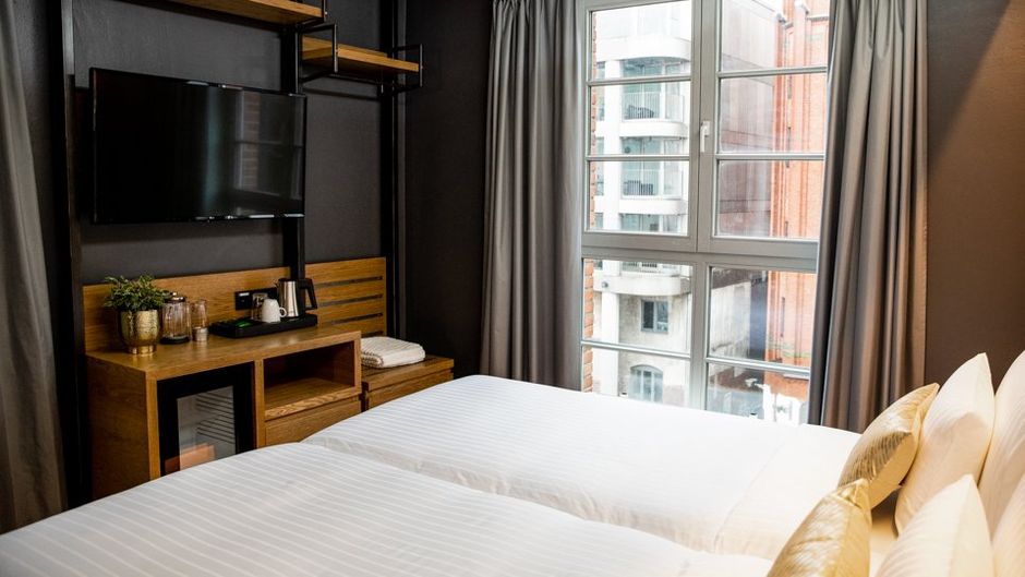 GINN Hotel Hamburg Elbspeicher Room