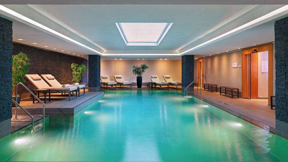 Le Meridien Hamburg Pool