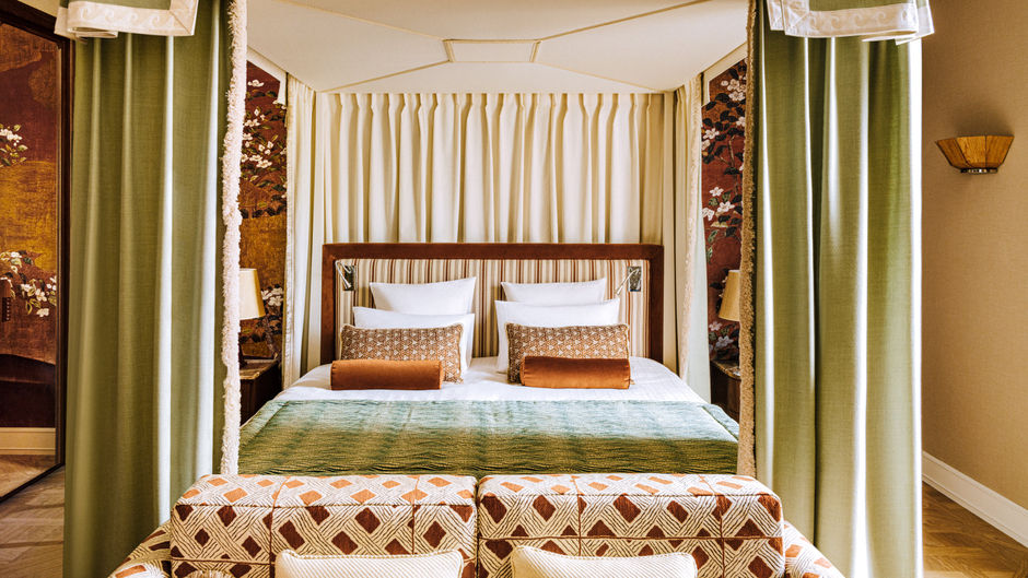 Saint James Paris Room