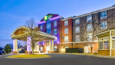 Holiday Inn Express & Suites Kansas City