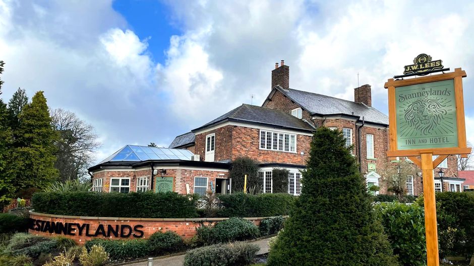 Stanneylands Hotel Exterior