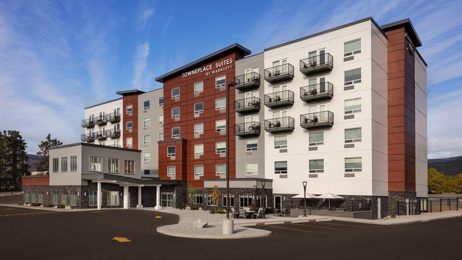 TownePlace Suites West Kelowna Exterior