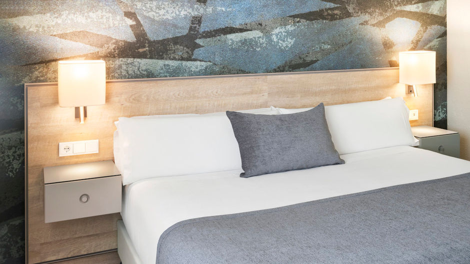 Salles Hotel Ciutat del Prat Room