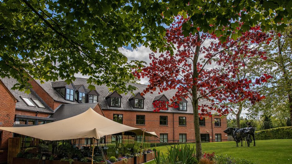 Clandeboye Lodge Hotel Exterior
