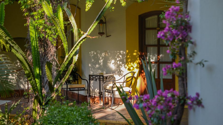 Hotel Hacienda Los Laureles - Spa Lobby