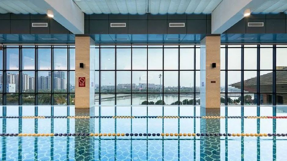 Crowne Plaza Yangzhou Pool