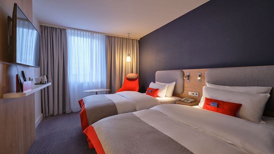 Holiday Inn Express Munich Messe Room