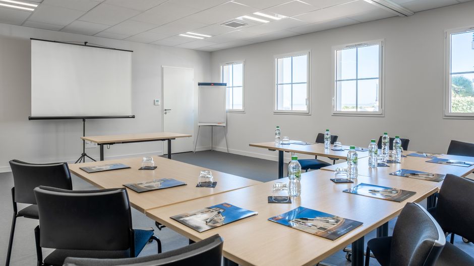 Les Flots Hotel Meeting