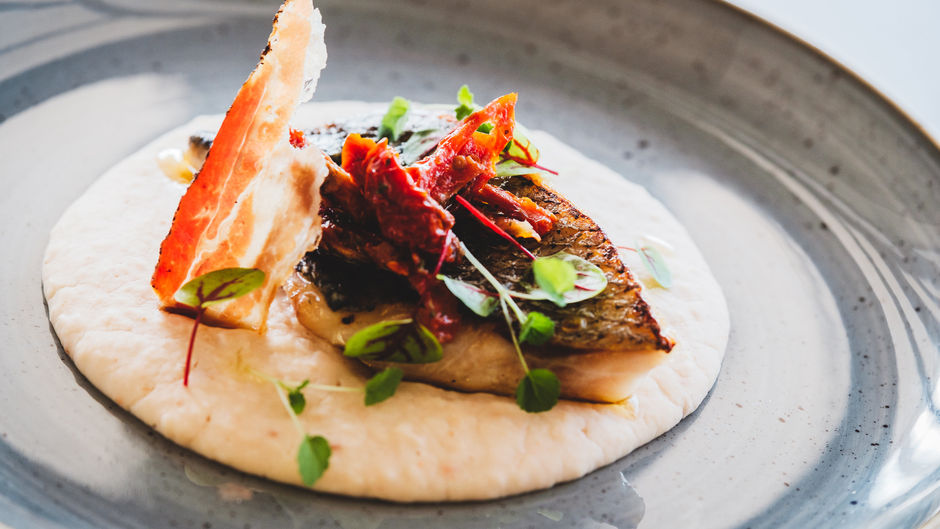 Les Flots Hotel Restaurant