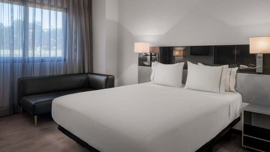 AC Hotel Murcia Room