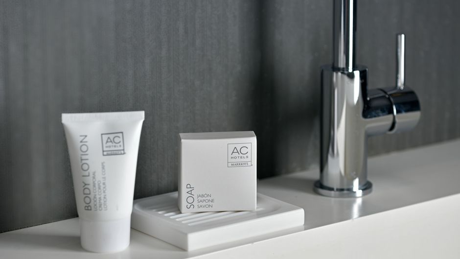 AC Hotel Murcia Room