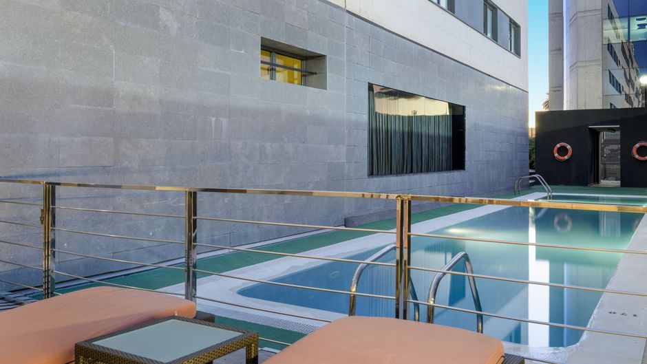 AC Hotel Murcia Pool