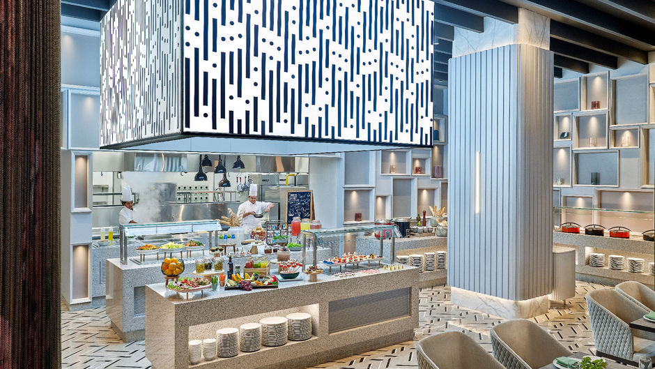 Vivanta Navi Mumbai, Turbhe Restaurant