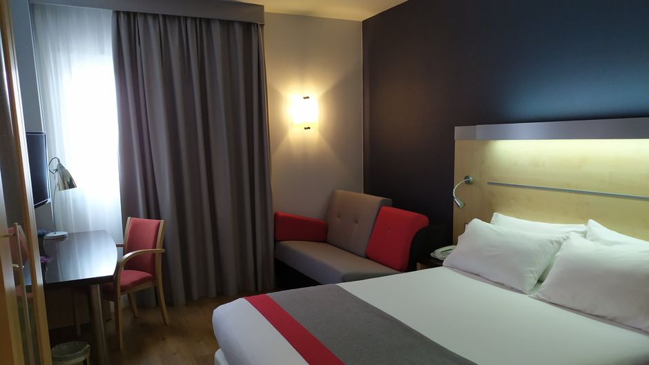 Holiday Inn Express Madrid-Getafe Room
