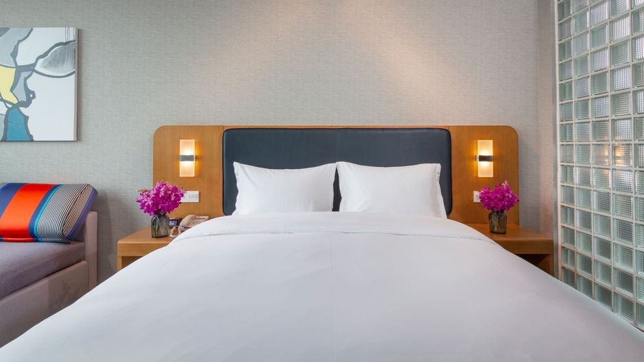 Holiday Inn Express HighTech Zone Room
